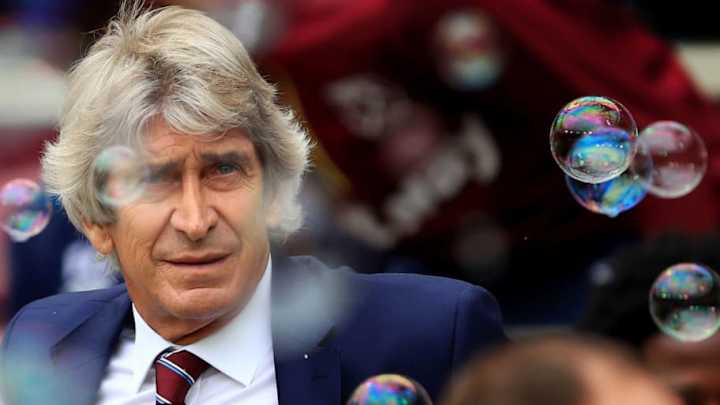 West Ham Fans Rip Into Defender After Dreadful Performance in Second Straight Defeat