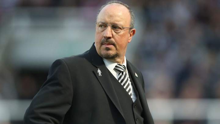 Rafael Benitez Urges Key Defender to Stay at Newcastle Amid Strong Interest From Chelsea & Tottenham Rafael Benitez Urges Key Defender to Stay at Newcastle Amid Strong Interest From Chelsea & Tottenham