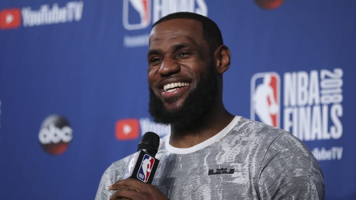 LeBron James Free Agency Odds Tab Lakers as Early Favorite LeBron James Free Agency Odds Tab Lakers as Early Favorite
