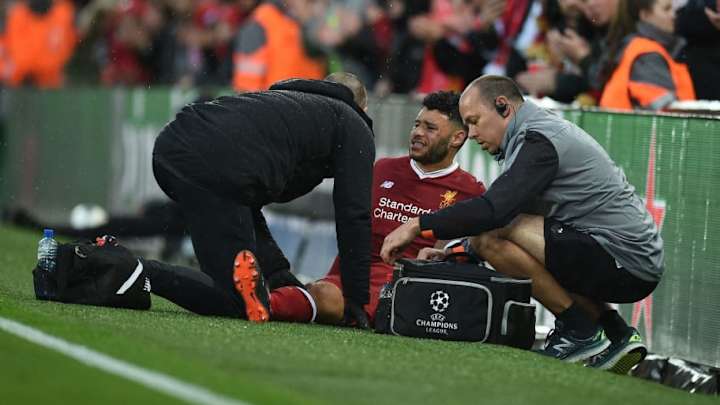 Liverpool Fans React to News of a Timescale Regarding Alex Oxlade-Chamberlain's Recovery From Injury