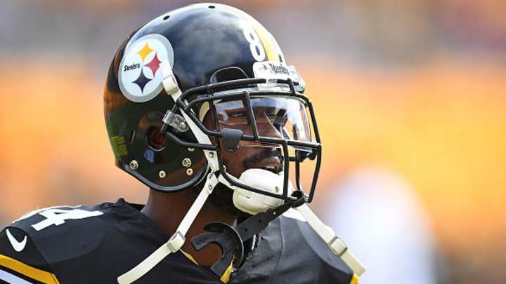 Report: Antonio Brown Accused of Nearly Hitting Toddler With Items Thrown From Condo Balcony