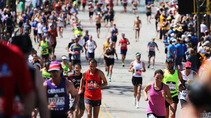 What Time Does The Boston Marathon Start?