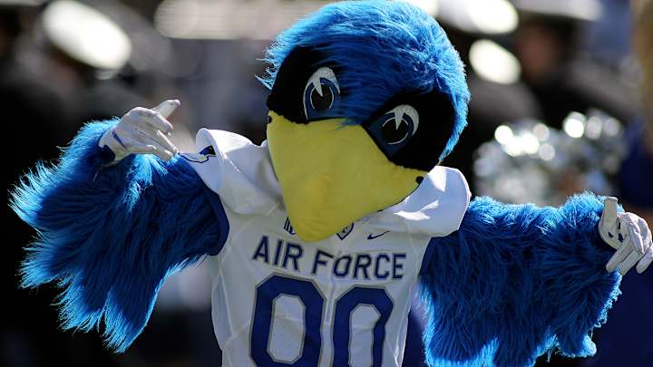 SI Backdoor Cover Jinx: The Five Most Excruciating Betting Losses From NFL Week 11/CFB Week 12