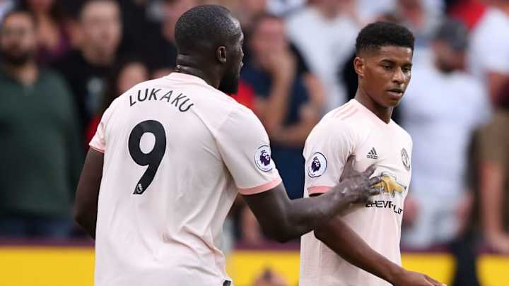 Man Utd Striker Romelu Lukaku Passing on Wisdom to Help Marcus Rashford Improve