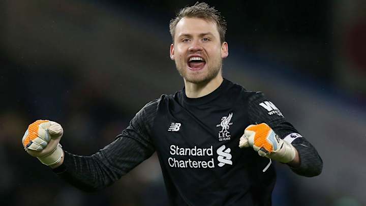 Liverpool Goalkeeper Simon Mignolet Responds Brilliantly to Criticism on Social Media