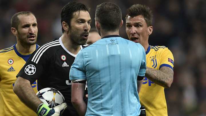 Juventus & Italy Legend Alessandro Del Piero Slams Gianluigi Buffon for Michael Oliver Comments