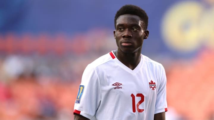 Bayern Munich Coach: Alphonso Davies Will Train With First Team Immediately