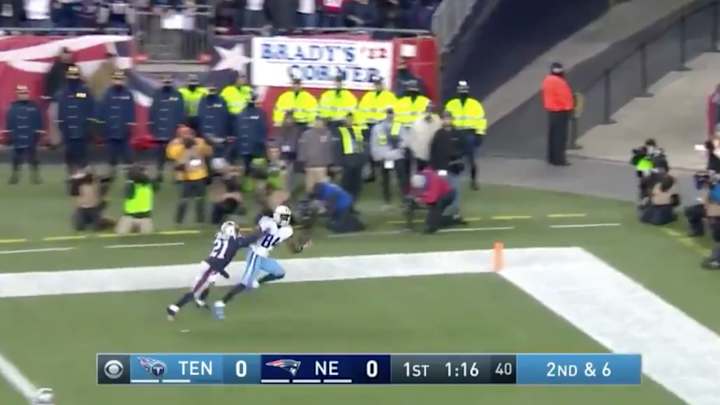 Watch: Titans WR Corey Davis Makes One-Handed Catch vs. Patriots