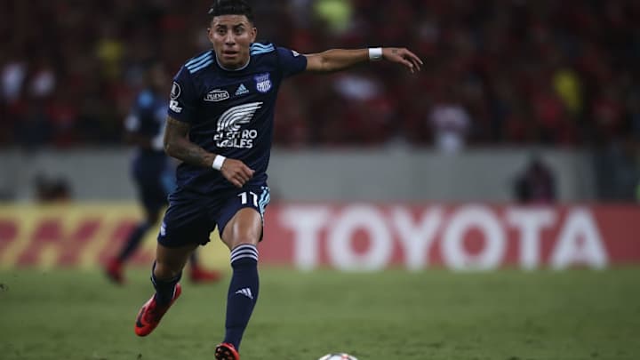 La afición emelecista pide sanción interna para Joao Rojas por su expulsión