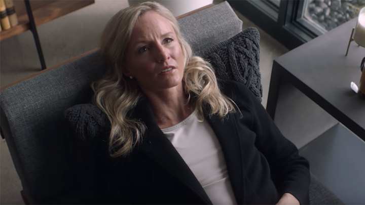 Watch: Shalane Flanagan Stars In New Nike Commercial Ahead Of Boston Marathon
