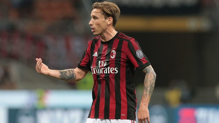 AC Milan Star Lucas Biglia Facing World Cup Scare After Suffering 'Severe' Back Injury