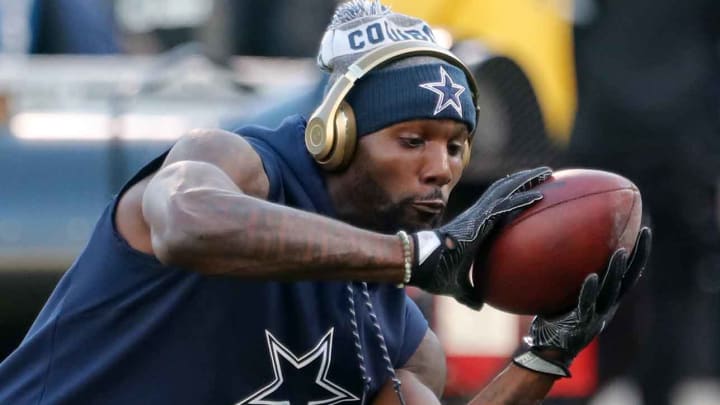 Weekend Hot Clicks: Dez Bryant Shares His Thoughts; The MLB Trade Deadline is Coming