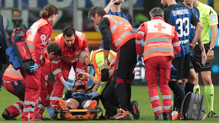 Inter Midfielder to Potentially Miss Remainder of the Season Following Injury During Cagliari Clash Inter Midfielder to Potentially Miss Remainder of the Season Following Injury During Cagliari Clash