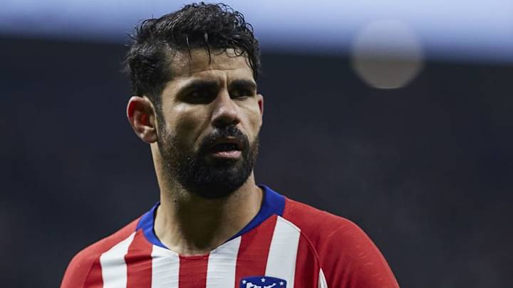 Diego Costa se marchó del partido contra el Atlético por molestias en el pie