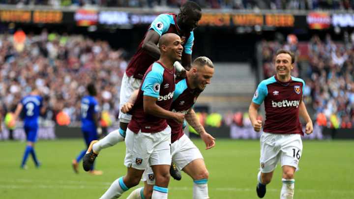 Shaka Hislop Urges West Ham Star to Ignore Man Utd Interest and Stay With Hammers