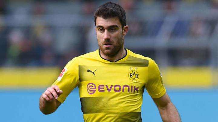 Report: Arsenal Linked With Transfer for Dortmund Veteran Defender Sokratis