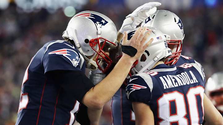Patriots Favored In Early Super Bowl LII Odds vs. Eagles or Vikings