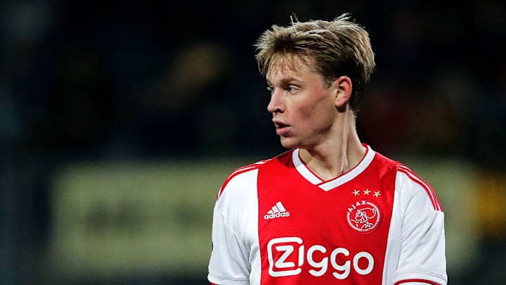 Un familiar de Frenkie de Jong podría acercar su fichaje por el Barcelona