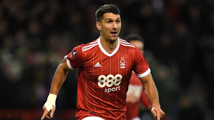 WATCH: USMNT's Eric Lichaj Scores Screamer for Nottingham Forest Against Arsenal WATCH: USMNT's Eric Lichaj Scores Screamer for Nottingham Forest Against Arsenal