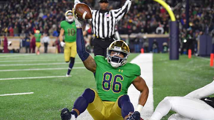 Viewer's Guide to College Football: Full TV Schedule for Week 12 Games Viewer's Guide to College Football: Full TV Schedule for Week 12 Games