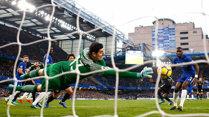 VIDEO: Thibaut Courtois Shows Off Incredible Reflex Skills in Ping Pong Training Exercise