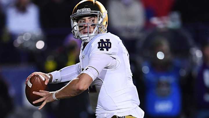 Syracuse vs. Notre Dame Betting Preview: Irish Defense Will Stop Cuse in Its Tracks