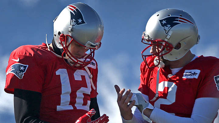 Hand Injury Keeps Tom Brady Out of Practice Thursday