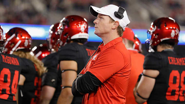 Report: Houston May Fire Major Applewhite, Interested in West Virginia's Dana Holgorsen Report: Houston May Fire Major Applewhite, Interested in West Virginia's Dana Holgorsen