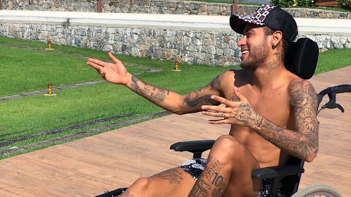 Nearly Naked Neymar Pays Tribute to Stephen Hawking