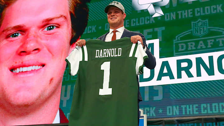 Watch: Sam Darnold Reads Letter From His Sister After Getting Drafted By Jets With Third Pick Watch: Sam Darnold Reads Letter From His Sister After Getting Drafted By Jets With Third Pick