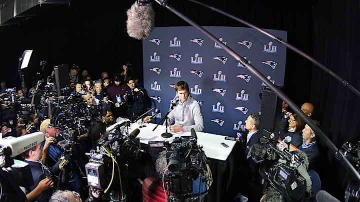 Is Tom Brady Still Wearing Gloves? What We Learned at Super Bowl Media Availability
