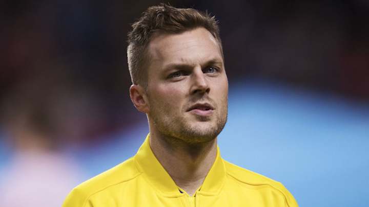 Arsenal Fans Laud Sebastian Larsson on Twitter Following Alexis Sanchez Spat