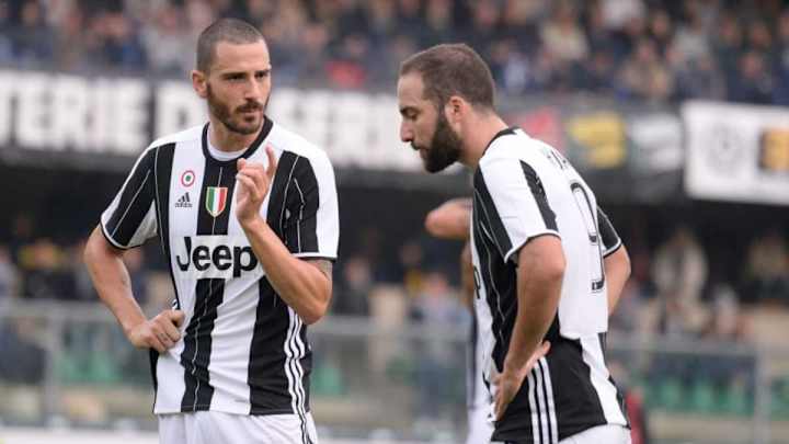 'Crawling Back': Twitter Goes Off After Higuain Joins Milan & Bonucci Returns to Juventus