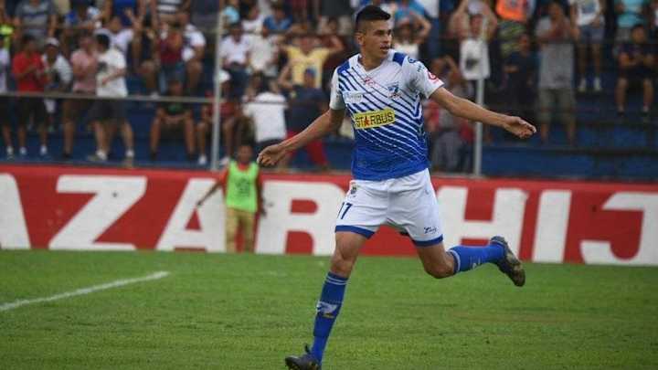EMOTIVO | Afición de Guatemala entonó el Himno Nacional Mexicano por su goleador azteca