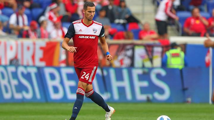 Matt Hedges's Late Winner Sends FC Dallas Atop West; Dominic Kinnear Earns First Galaxy Win Matt Hedges's Late Winner Sends FC Dallas Atop West; Dominic Kinnear Earns First Galaxy Win