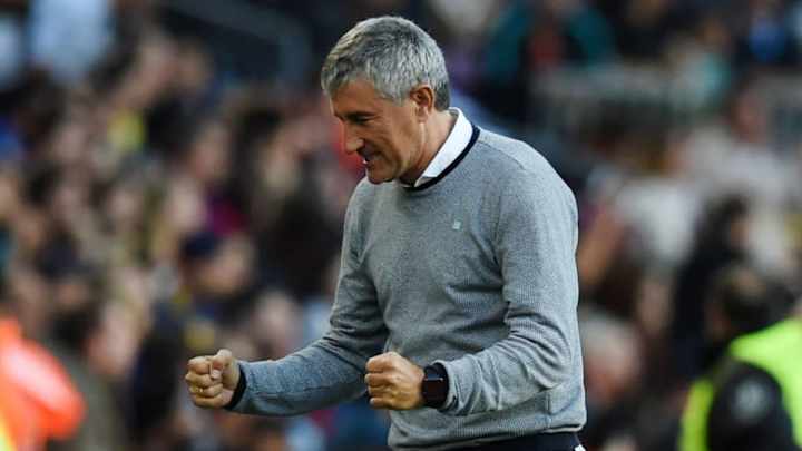 El jugador del Barcelona que le regaló su camiseta dedicada a Quique Setién