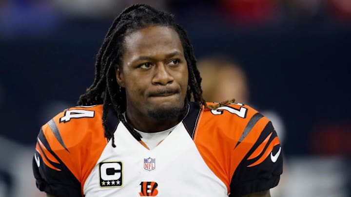 Report: Atlanta Airport Employee Arrested After Fight With Adam 'Pacman' Jones Report: Atlanta Airport Employee Arrested After Fight With Adam 'Pacman' Jones