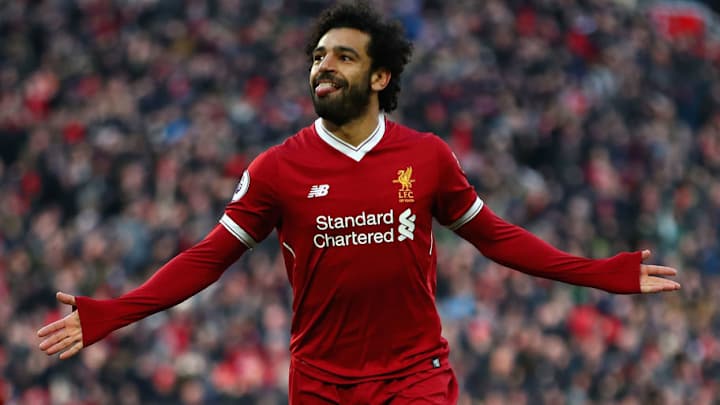 Gary Neville Gets into Twitter Spat With Piers Morgan Over Mohamed Salah's Ability Gary Neville Gets into Twitter Spat With Piers Morgan Over Mohamed Salah's Ability