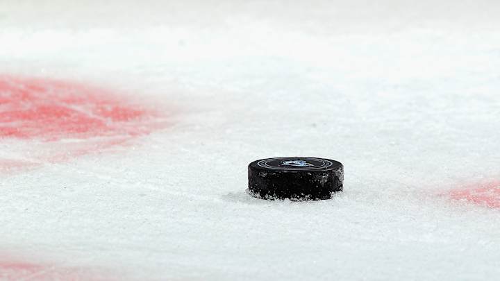 Larry Kwong, the NHL's First Asian Player, Dies At 94