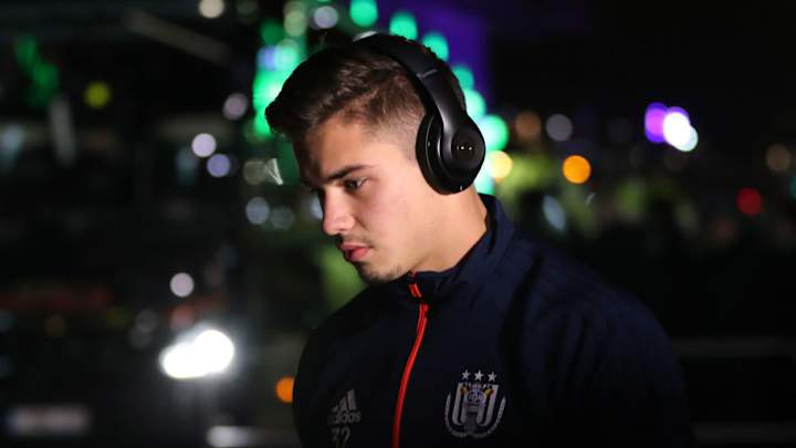 Anderlecht Midfielder Leander Dendoncker 'Dreaming' of Move to West Ham Amid January Speculation