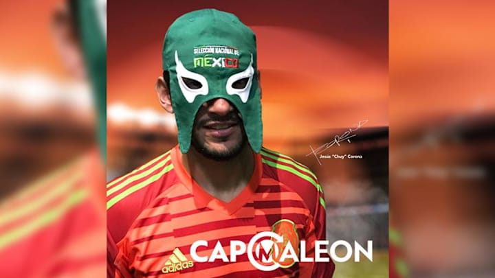 WTF | La extraña mascara de Jesús Corona que reventó todo Twitter