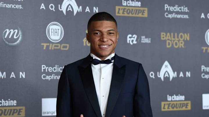 Premio Kopa | Kylian Mbappé fue nombrado como el mejor futbolista sub-21 del 2018 Premio Kopa | Kylian Mbappé fue nombrado como el mejor futbolista sub-21 del 2018