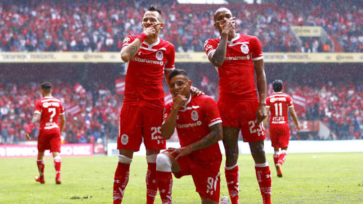 ¡CUIDADO! | Se revelan los problemas en el vestidor del Toluca...¡está roto!