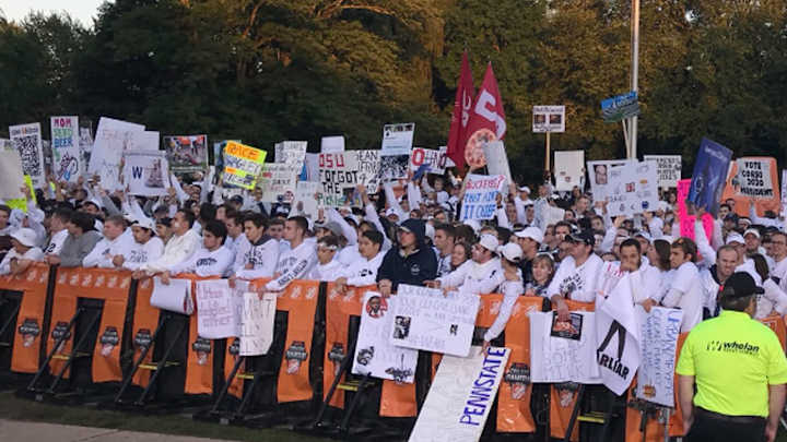 Best College GameDay Signs Live from State College For Penn State vs. Ohio State