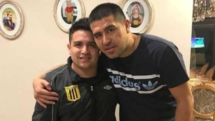 La gastada del hermano de Riquelme para River en un nuevo aniversario del descenso La gastada del hermano de Riquelme para River en un nuevo aniversario del descenso