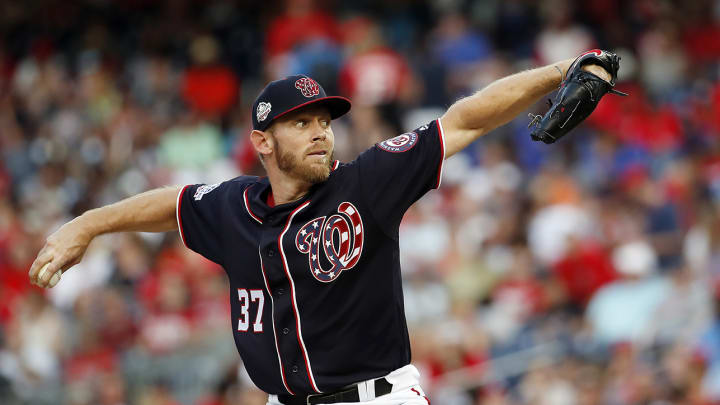 Nationals' Stephen Strasburg Exchanges Words With Max Scherzer in Dugout During Loss