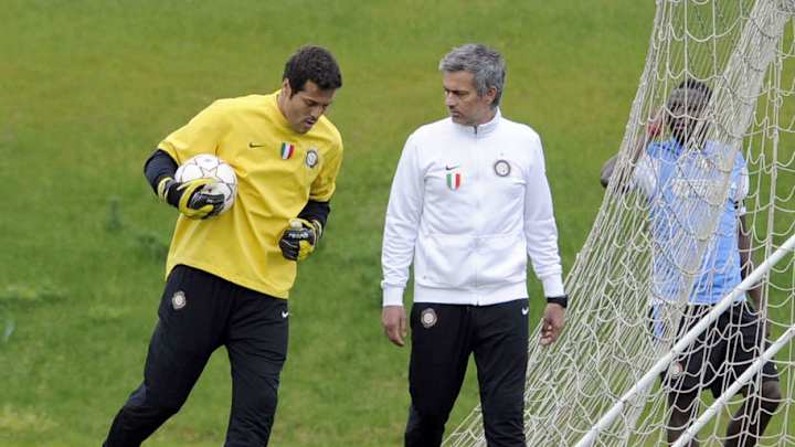 Julio Cesar Reveals Curious Details About His Relationship With Former Boss Jose Mourinho