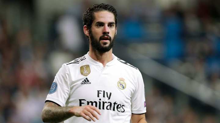 Real Madrid Manager Santiago Solari Dismisses Reports of Bust-Up With Midfielder Isco