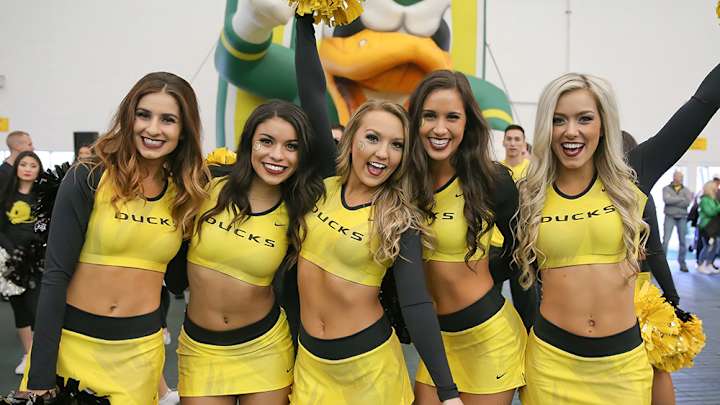 Thursday's Hot Clicks: Stay Away From College Cheerleaders. They Might Have The Mumps Thursday's Hot Clicks: Stay Away From College Cheerleaders. They Might Have The Mumps
