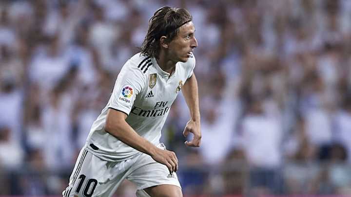 Luka Modric Named 2018 Best FIFA Men's Player Ahead of Cristiano Ronaldo & Mohamed Salah Luka Modric Named 2018 Best FIFA Men's Player Ahead of Cristiano Ronaldo & Mohamed Salah